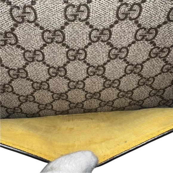 Gucci Beige and Yellow Shoulder Bag - Picture 13 of 16